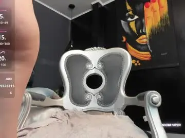 Naomi_viper_  live sex cam