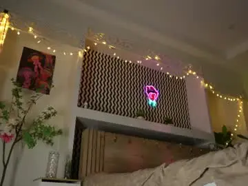 Nirvanaa__  live sex cam