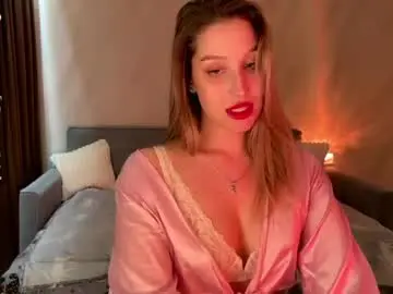 Shy_bee  live sex cam