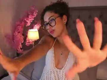 Alanaxbrown  live sex cam