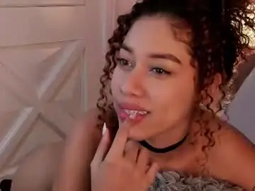 Alanaxbrown  live sex cam