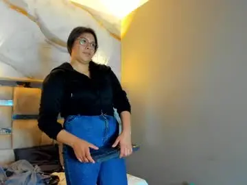 Belen_green  live sex cam