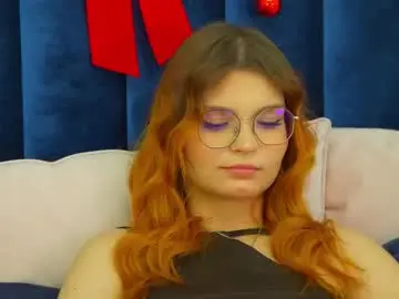 Bellamarebelle  live sex cam