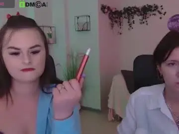 Casey_meow_  live sex cam