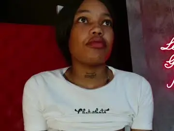 Crystalbrooke3x  live sex cam