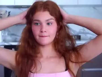 Karolinerush  live sex cam