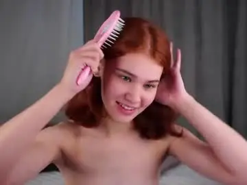 Karolinerush  live sex cam