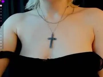 Luettavienneau  live sex cam