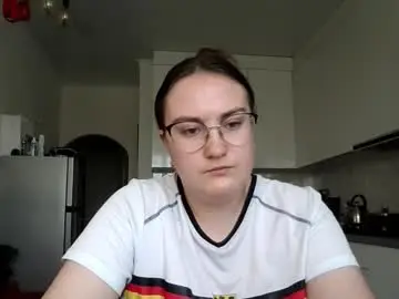 Lunavelvet3  live sex cam