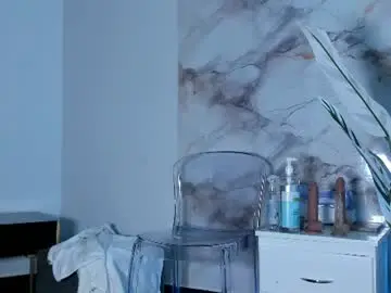 Maddyluxe  live sex cam
