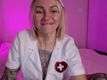Mysterious_twist  live sex cam