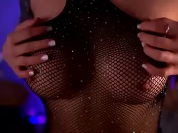 Pureellie  live sex cam