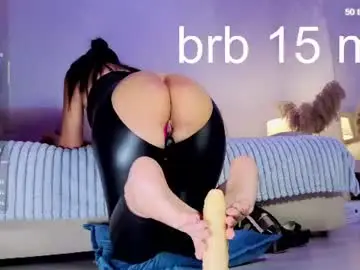 Queenviktoria  live sex cam
