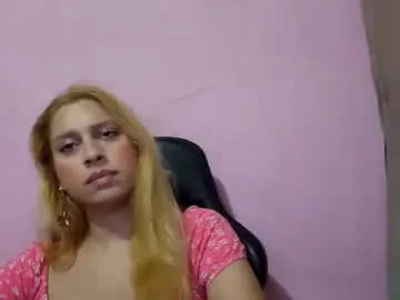 Stacieauker  live sex cam