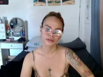 Superhotvaleria  live sex cam