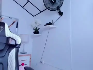Alicee_mature  live sex cam