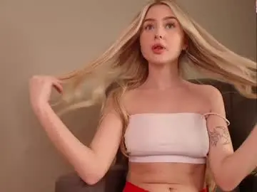 Cute18cute  live sex cam