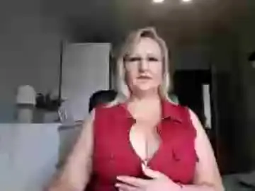 Emillykiss  live sex cam