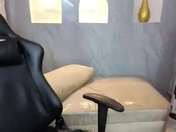 Hasszul_b  live sex cam