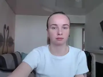 Leggywily25  live sex cam