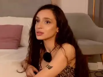 Adoracortes  live sex cam