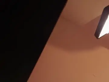 Brownluxe  live sex cam