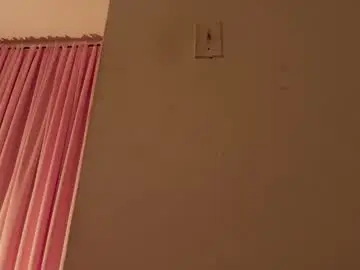 Brownluxe  live sex cam