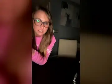 Caitlinwilsonn  live sex cam