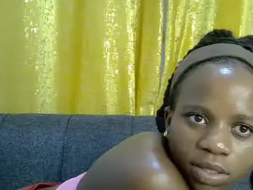 Curvydollyy  live sex cam