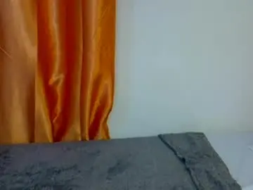 Curvydollyy  live sex cam
