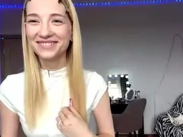Janicesivertsen  live sex cam