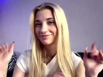 Janicesivertsen  live sex cam