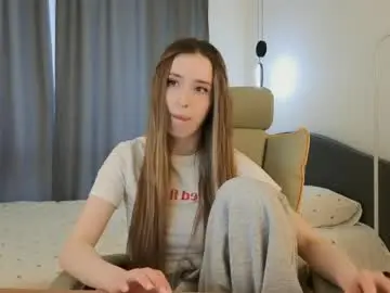 Milla_bellaa  live sex cam