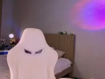 Moon_sannyy  live sex cam
