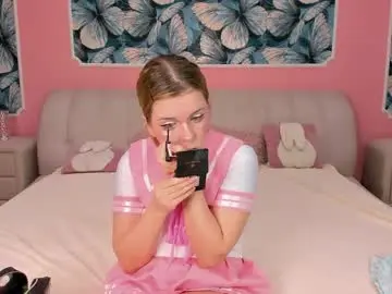 Sarahwantslove  live sex cam