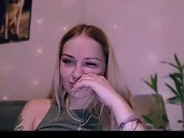 Whitehex666  live sex cam