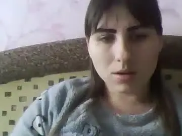 Yummy2804  live sex cam