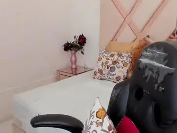 Avrilwayne  live sex cam