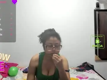 Bonnie_lam_  live sex cam