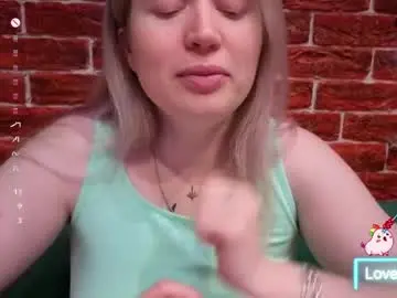 Citrusblissss  live sex cam