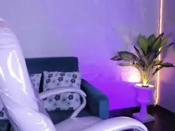 Daniamiller  live sex cam