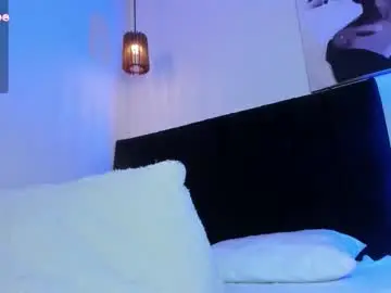 Dolly_zoe  live sex cam