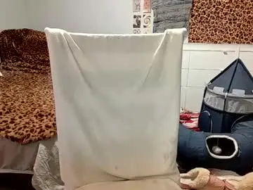 Emilysparkss  live sex cam