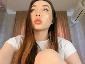 Heyheynekoneko  live sex cam