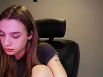 Honeylune_  live sex cam