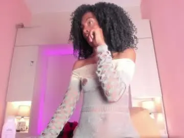 Joyceblake  live sex cam