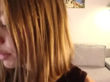 Katie_hawkins  live sex cam