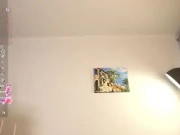 Katie_hawkins  live sex cam
