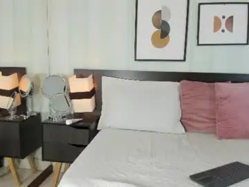 Lexis_walker  live sex cam
