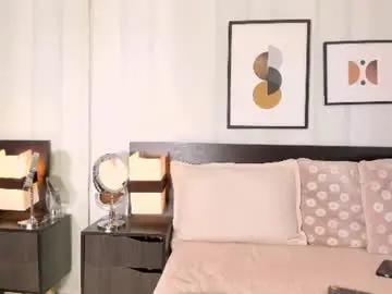 Lexis_walker  live sex cam